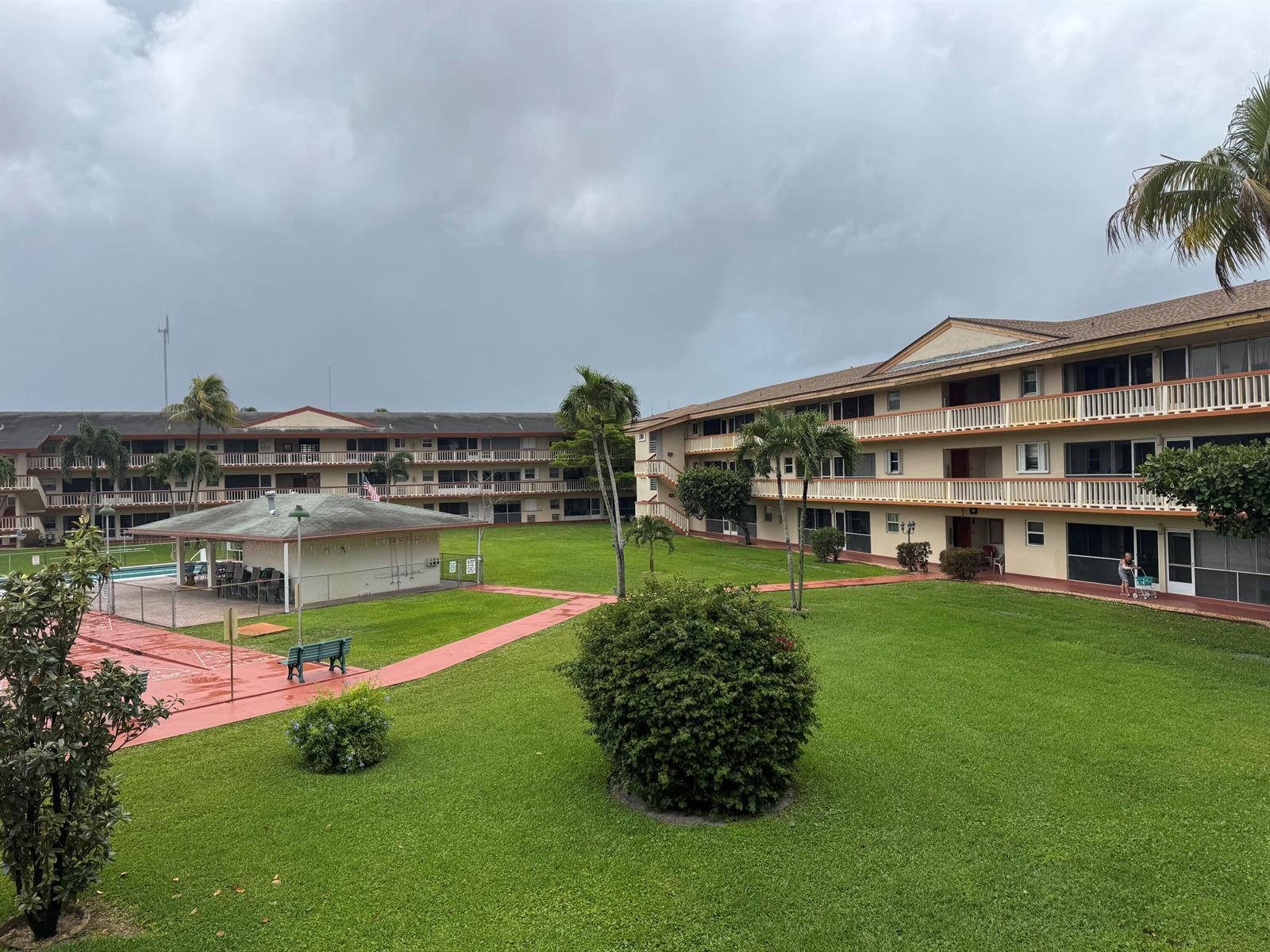5300 Washington Street # 215c, Hollywood FL 33021