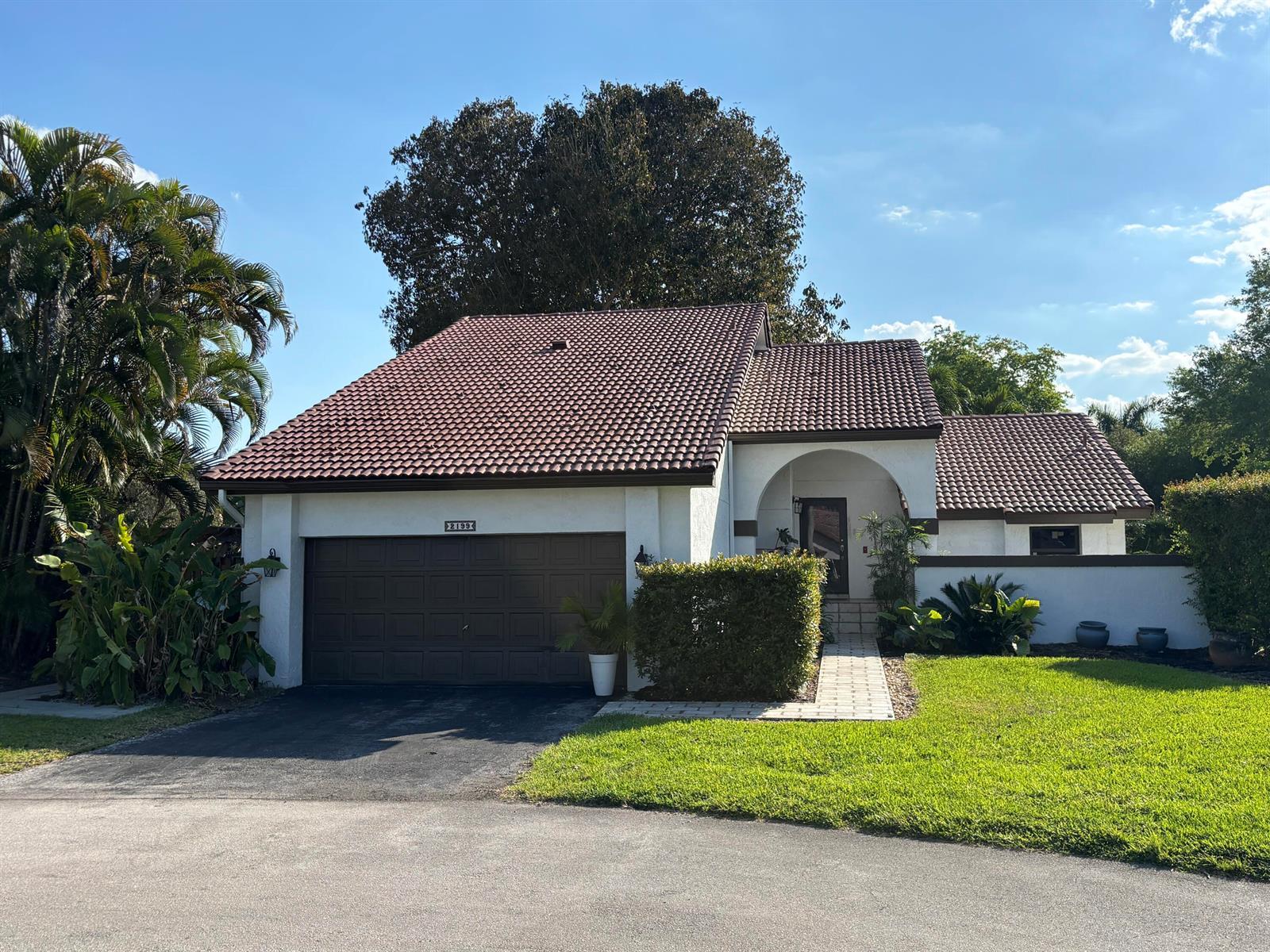 2199 Charleston, Weston FL 33326 photo 2