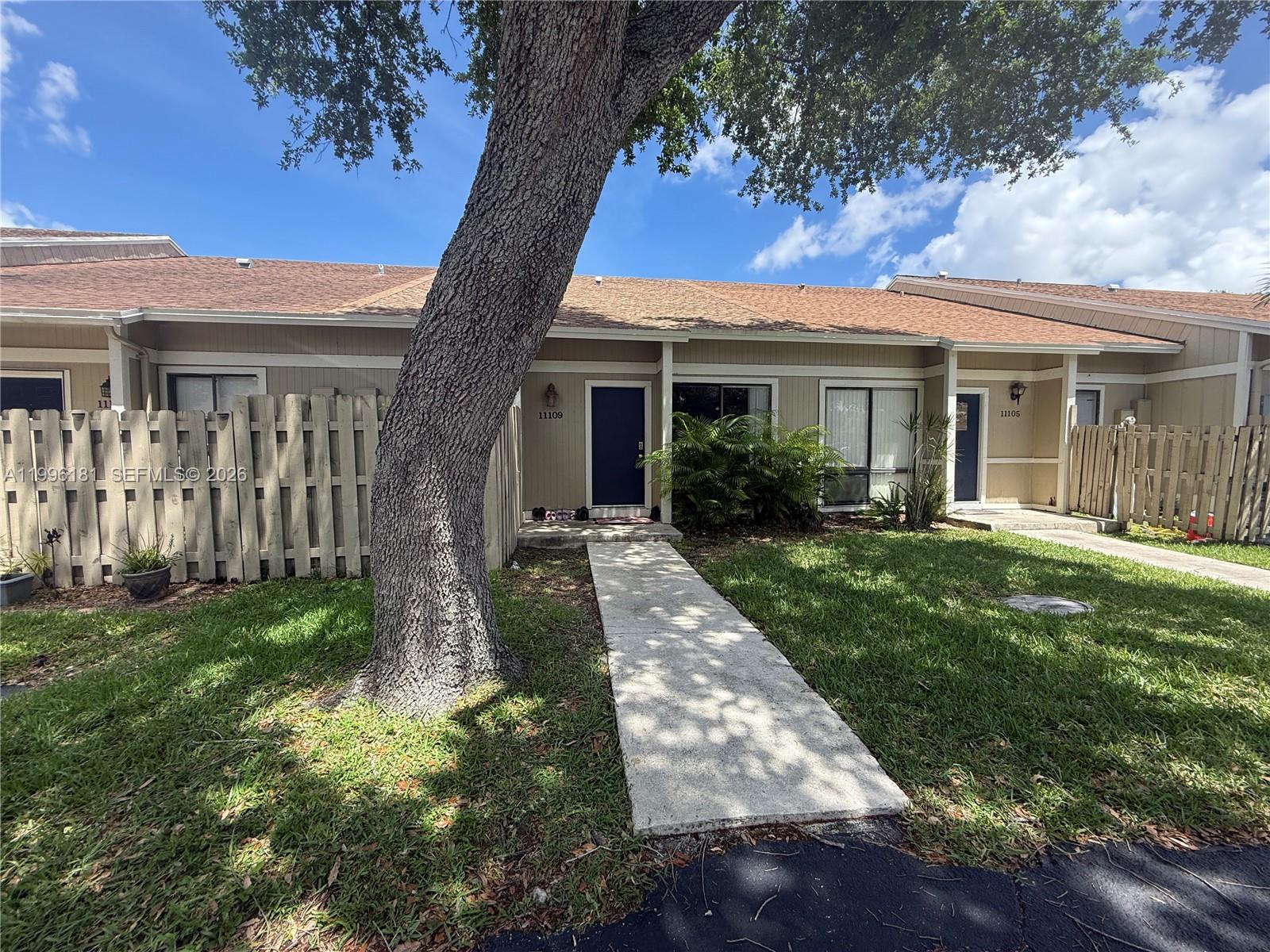 11109 NW 37th St # 11109, Sunrise FL 33351 photo 2