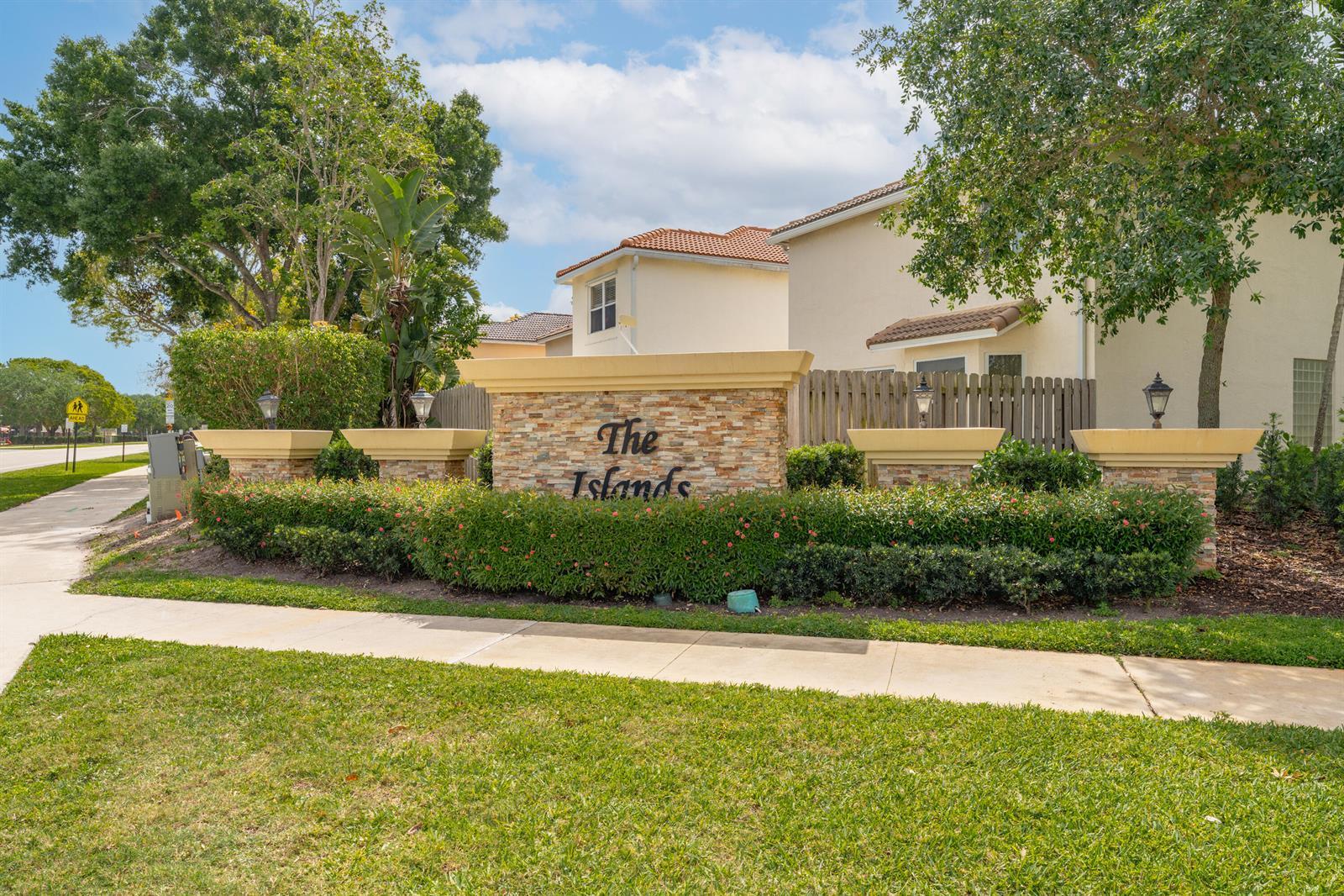 6824 Long Key Street, Lake Worth FL 33467