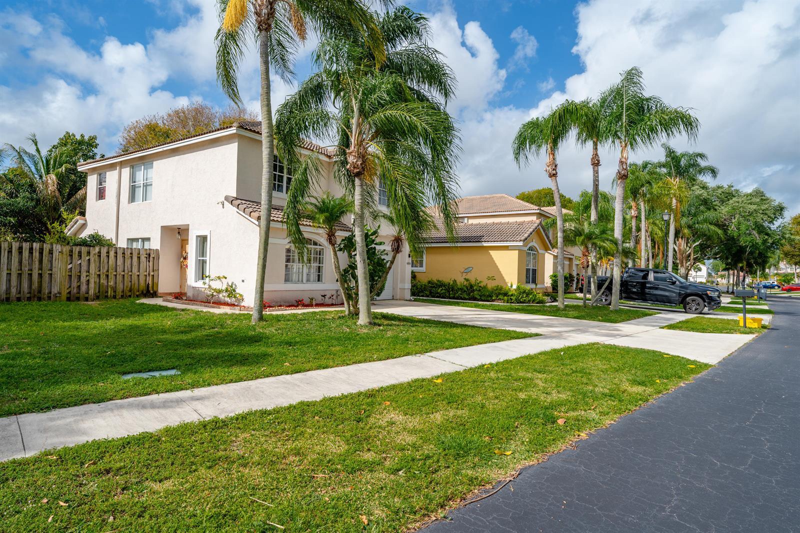 6824 Long Key Street, Lake Worth FL 33467 photo 5