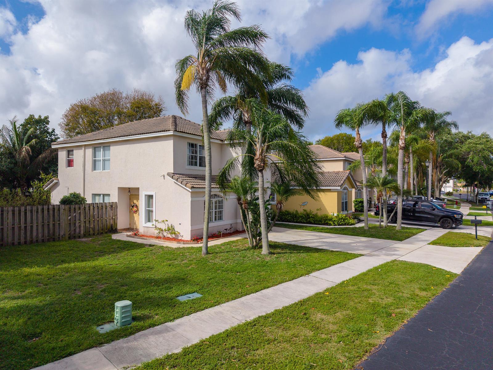6824 Long Key Street, Lake Worth FL 33467 photo 4