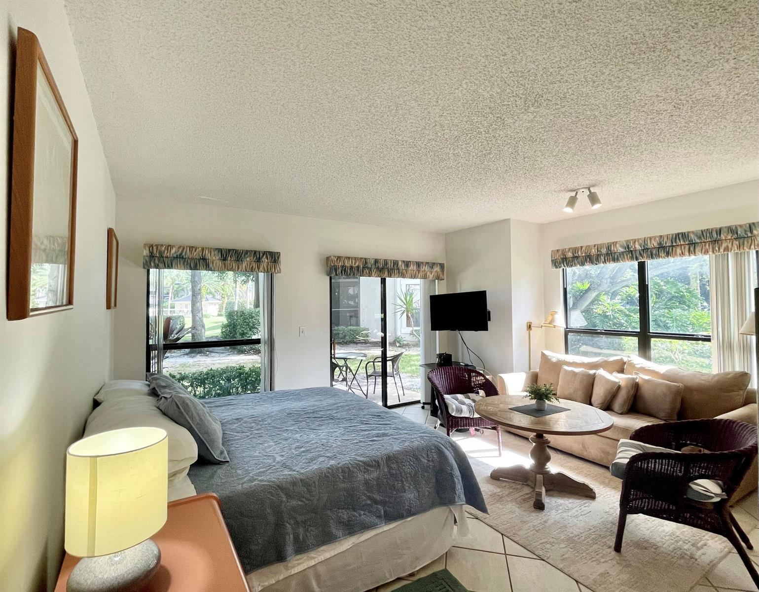 11863 Wimbledon Circle # 447, Wellington FL 33414 photo 3
