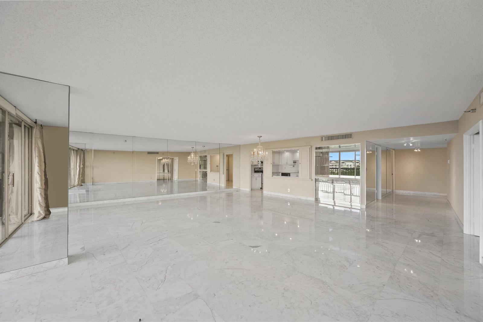 2480 Presidential Way # 704, West Palm Beach FL 33401 photo 4