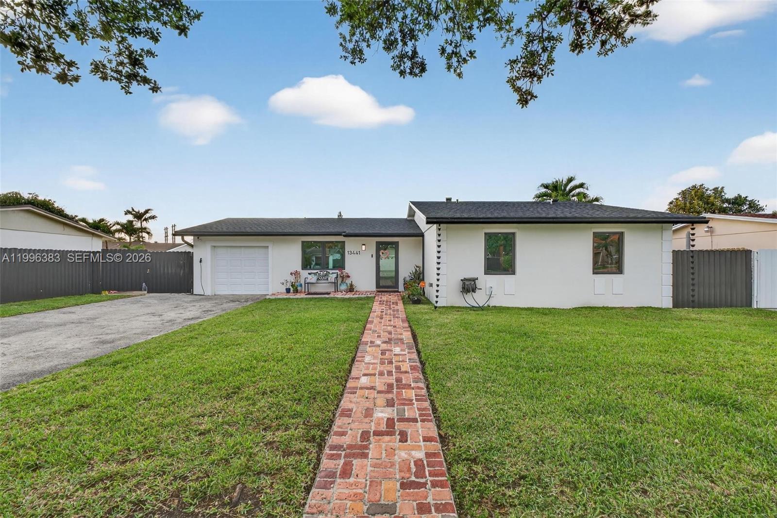 13441 SW 74th St, Miami FL 33183