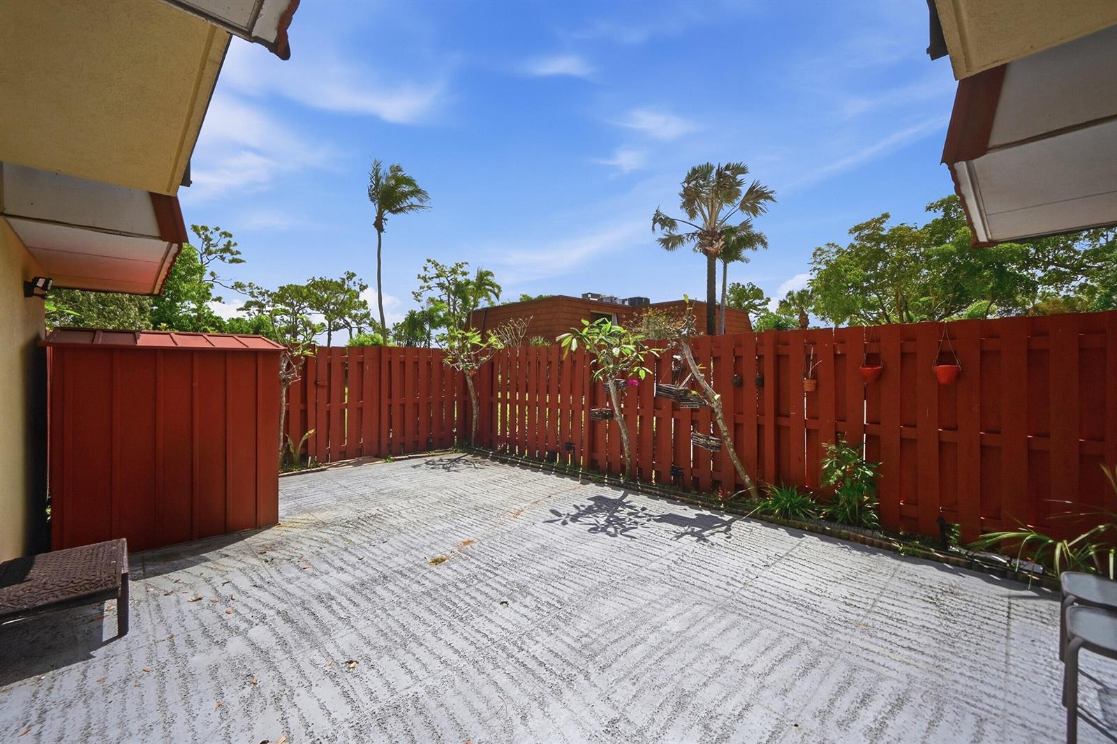 1485 Augusta Circle # 124, Delray Beach FL 33445 photo 4