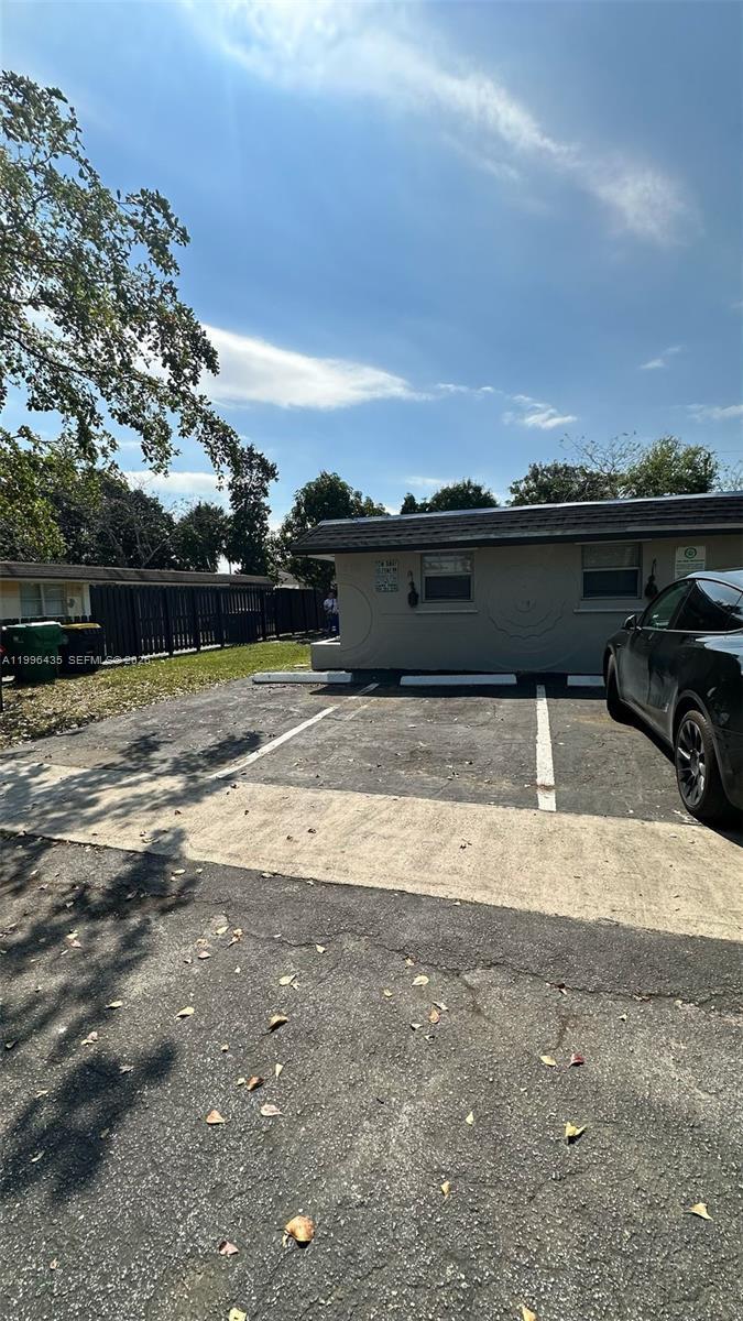 715 SW 6th St, Dania Beach FL 33004 photo 2