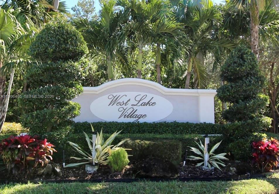 951 Doveplum Ct # 951, Hollywood FL 33019