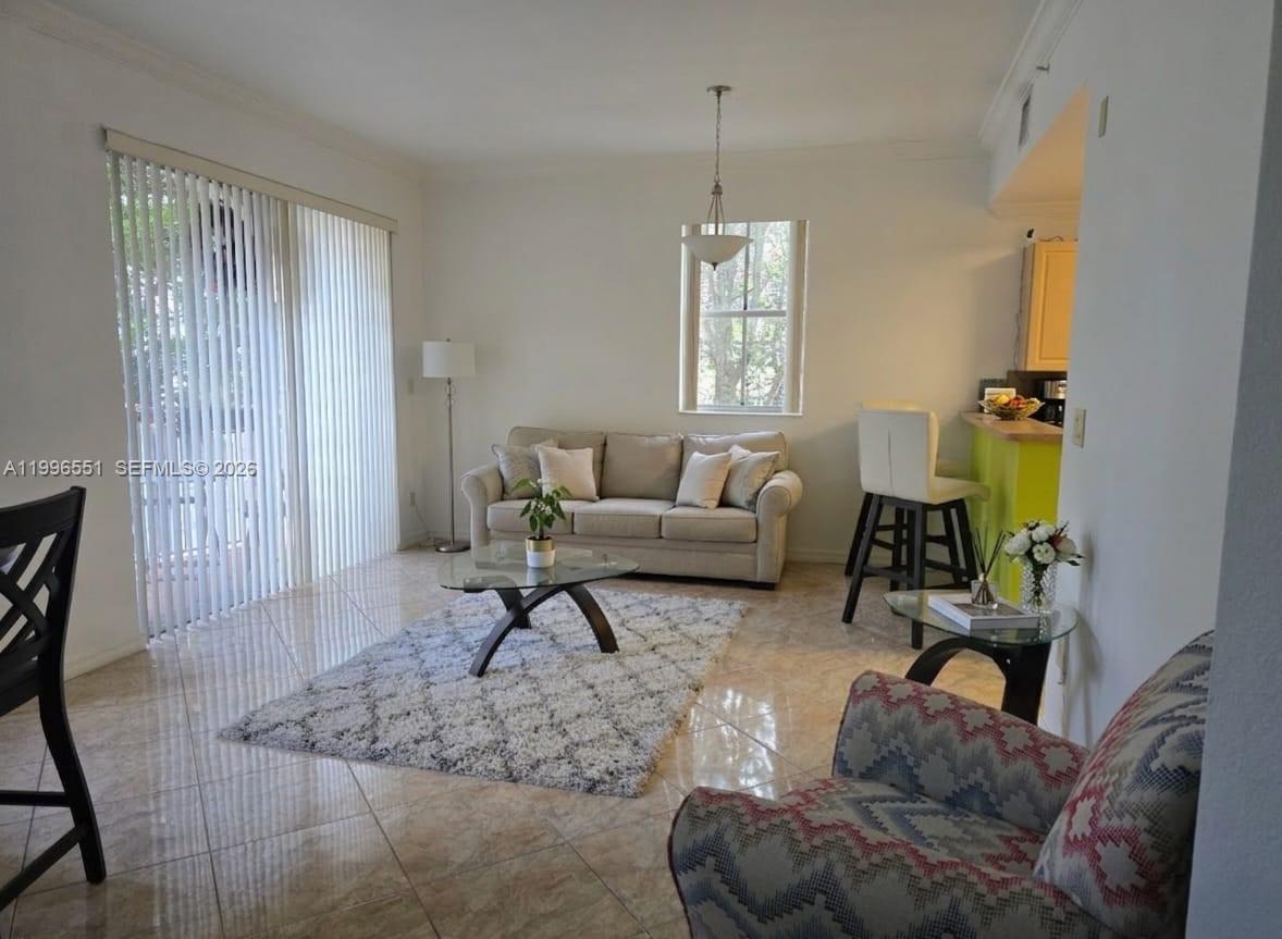 8956 W Flagler St # 206, Miami FL 33174 photo 3