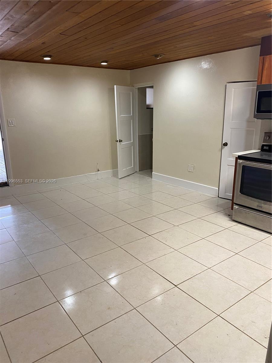 1051 SW 3rd St # 3, Miami FL 33130 photo 3