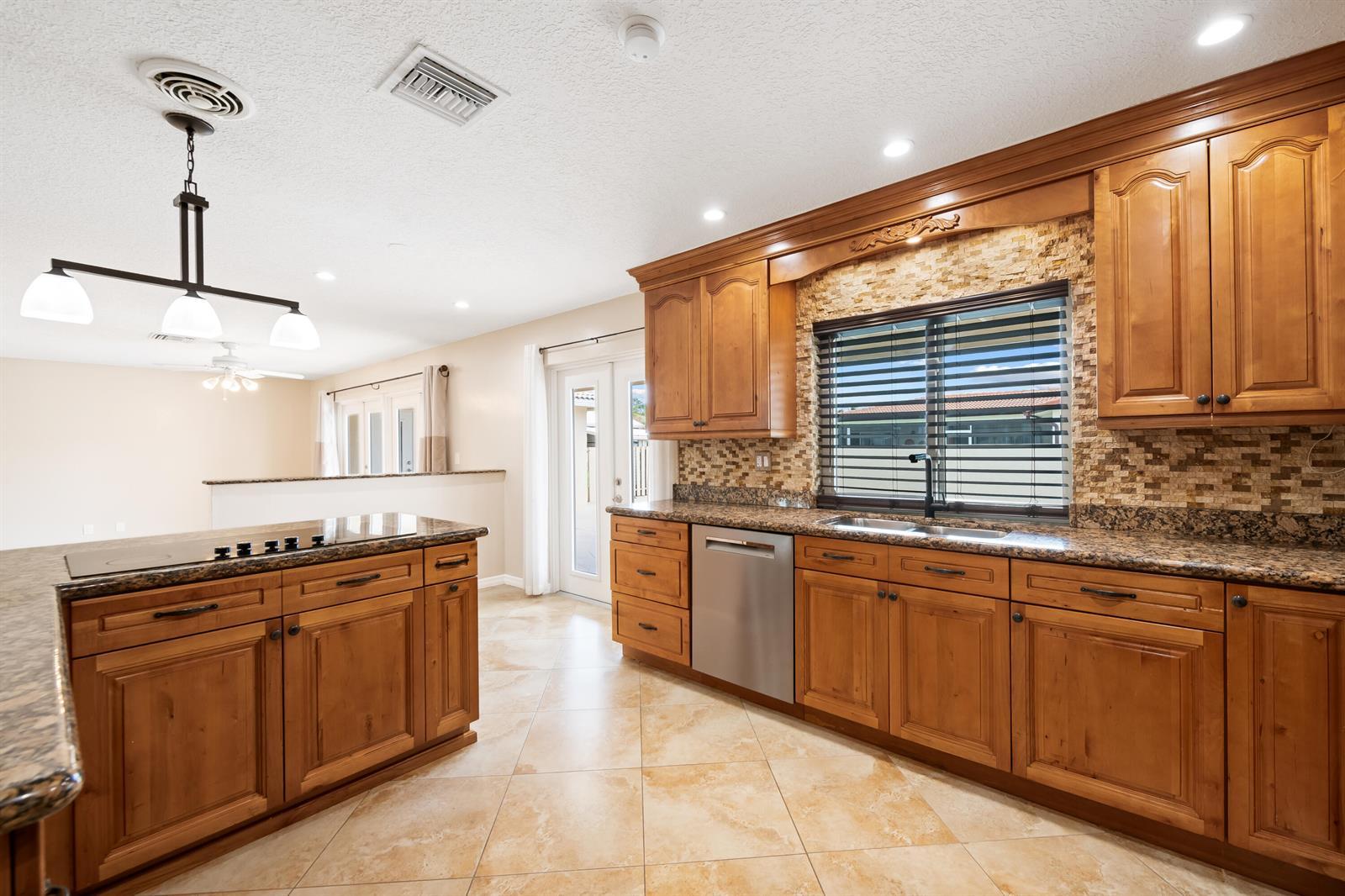 8478 NW 14th Court, Coral Springs FL 33071 photo 3