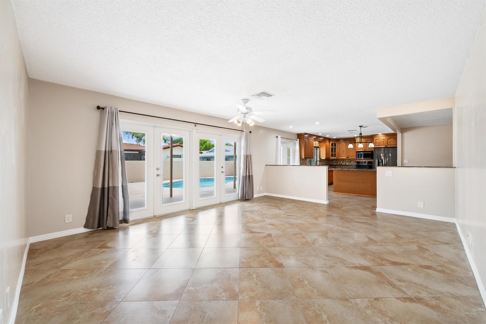 8478 NW 14th Court, Coral Springs FL 33071 photo 4