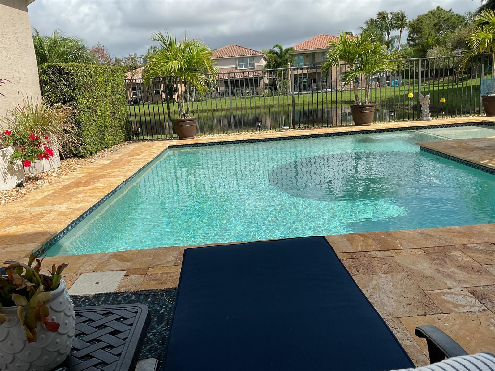 8219 Calabria Lakes Drive, Boynton Beach FL 33473 photo 2