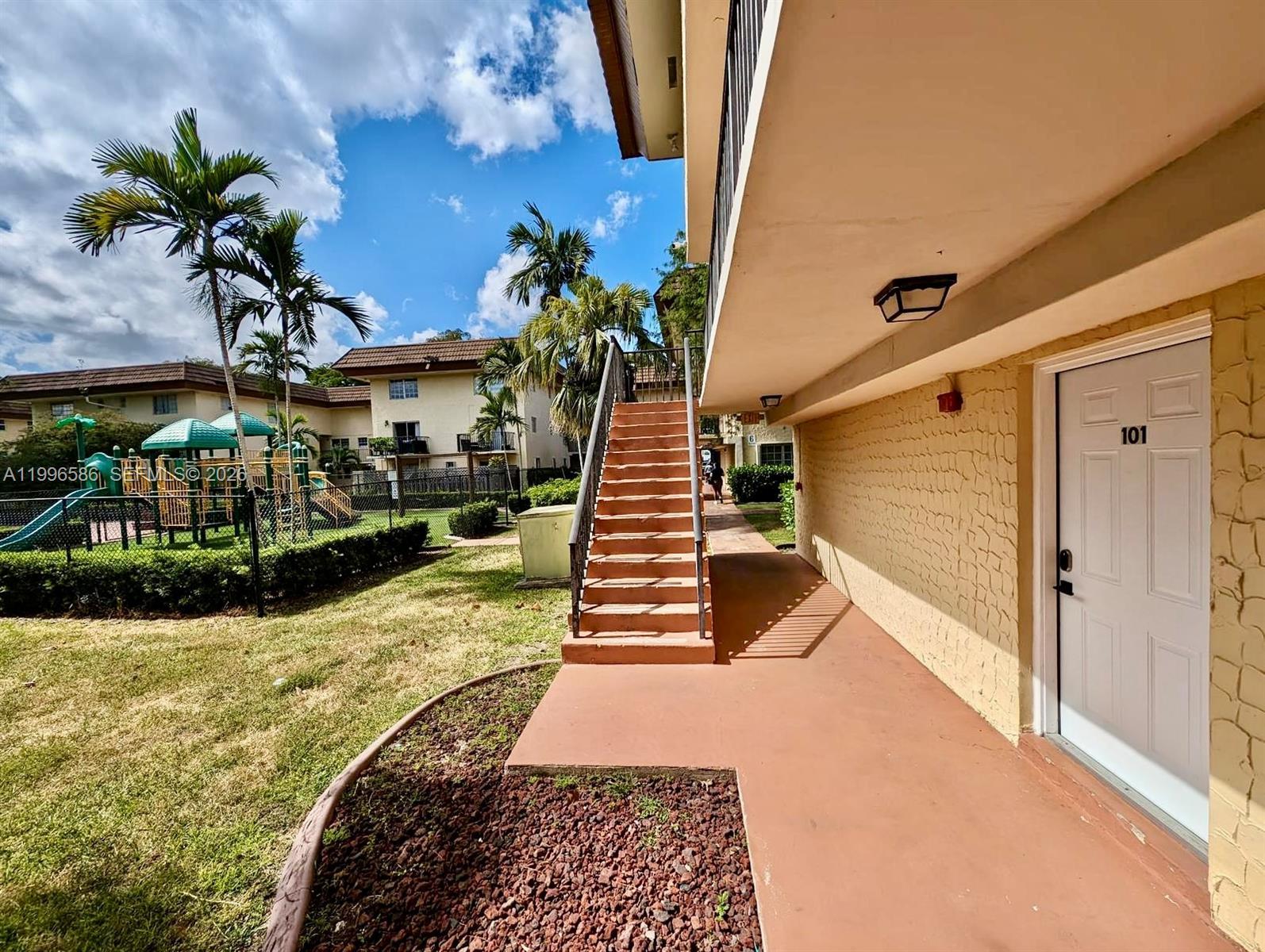8550 SW 109th Ave # 101, Miami FL 33173