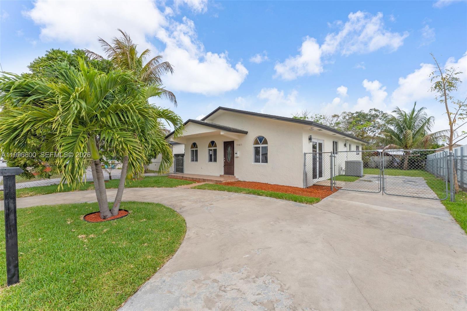 11611 SW 184th St, Miami FL 33157 photo 3
