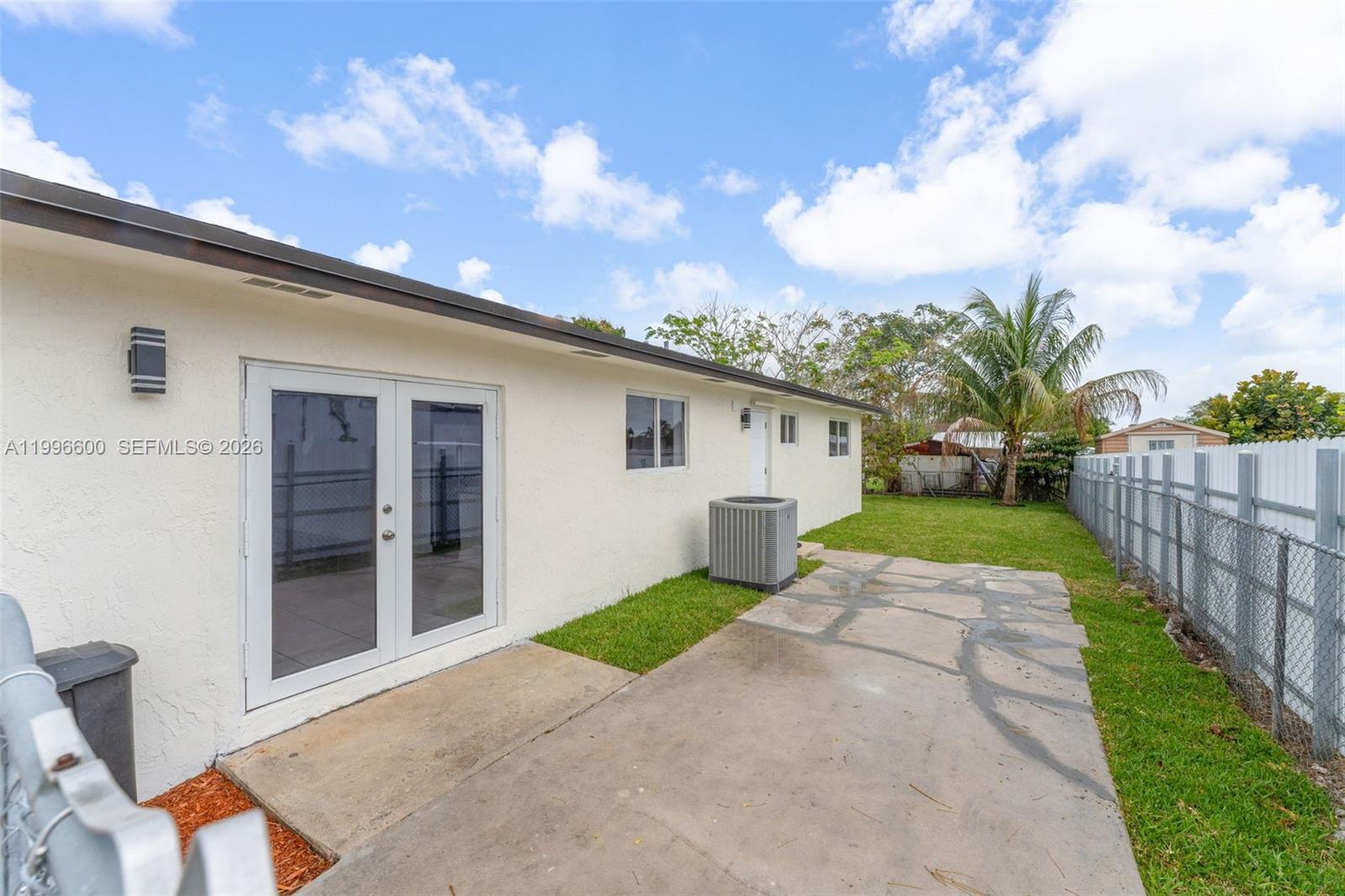 11611 SW 184th St, Miami FL 33157 photo 4