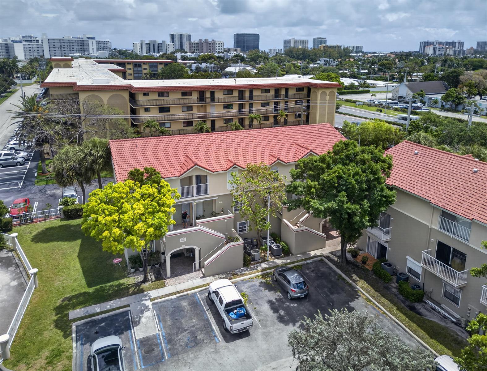 2501 NE 14th Street # 301, Pompano Beach FL 33062 photo 5