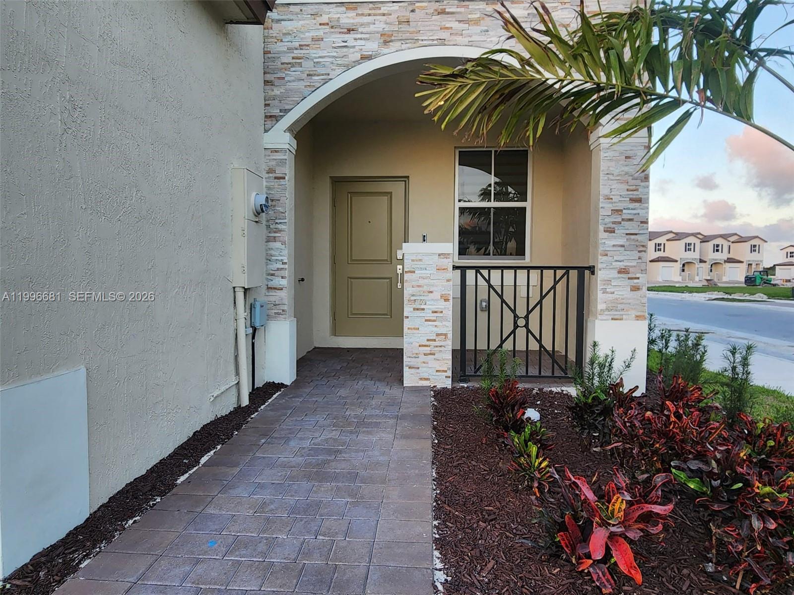 2429 SE 28 DR # 2429, Homestead FL 33035 photo 3