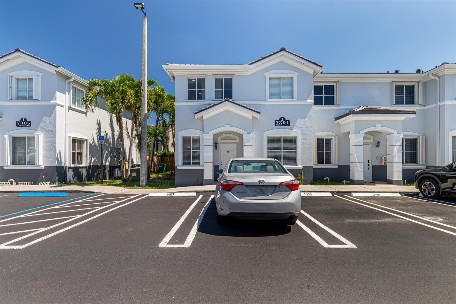 7301 NW 174th Terrace # 100, Hialeah FL 33015