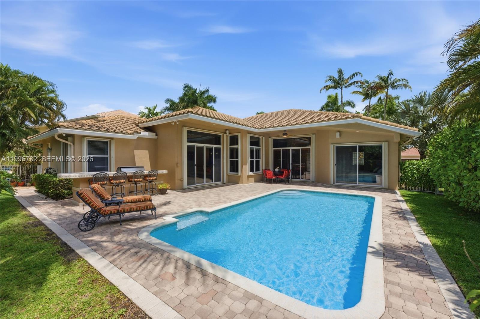 1783 Victoria Pointe Cir, Weston FL 33327 photo 2