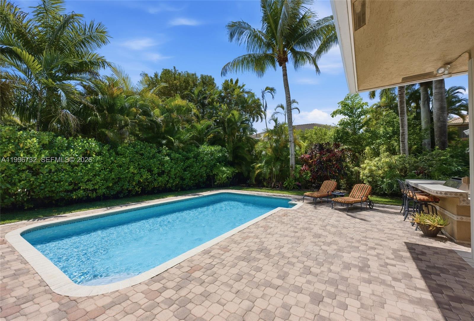1783 Victoria Pointe Cir, Weston FL 33327 photo 4