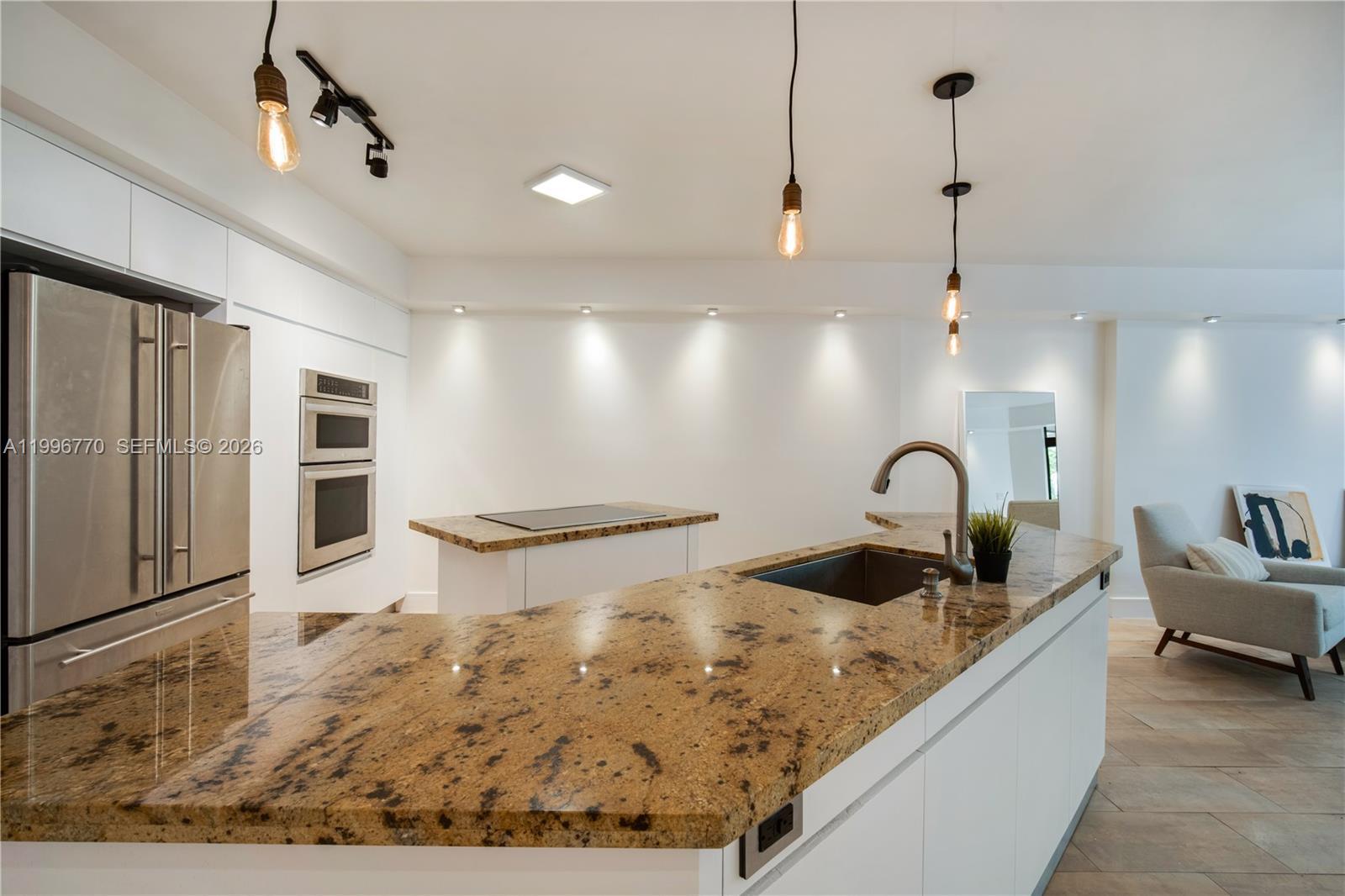 181 Crandon Blvd # 104, Key Biscayne FL 33149 photo 4