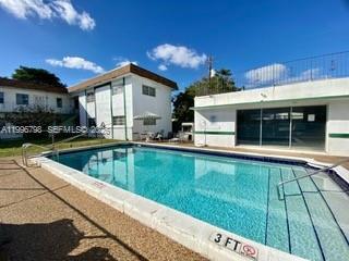 2219 Polk St # 1B, Hollywood FL 33020 photo 2