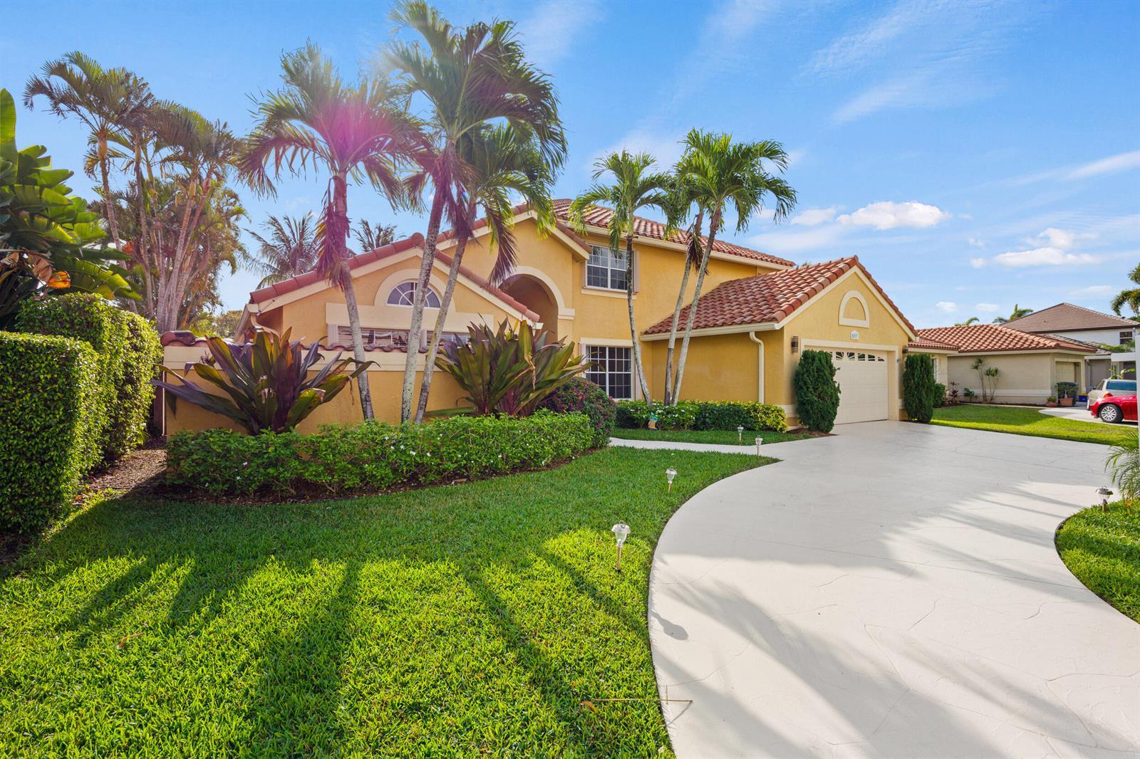 5597 Descartes Circle, Boynton Beach FL 33472 photo 2