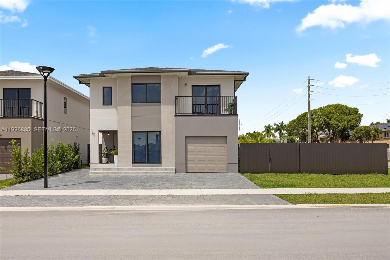 321 NW 13th Pl, Florida City FL 33034 photo 3