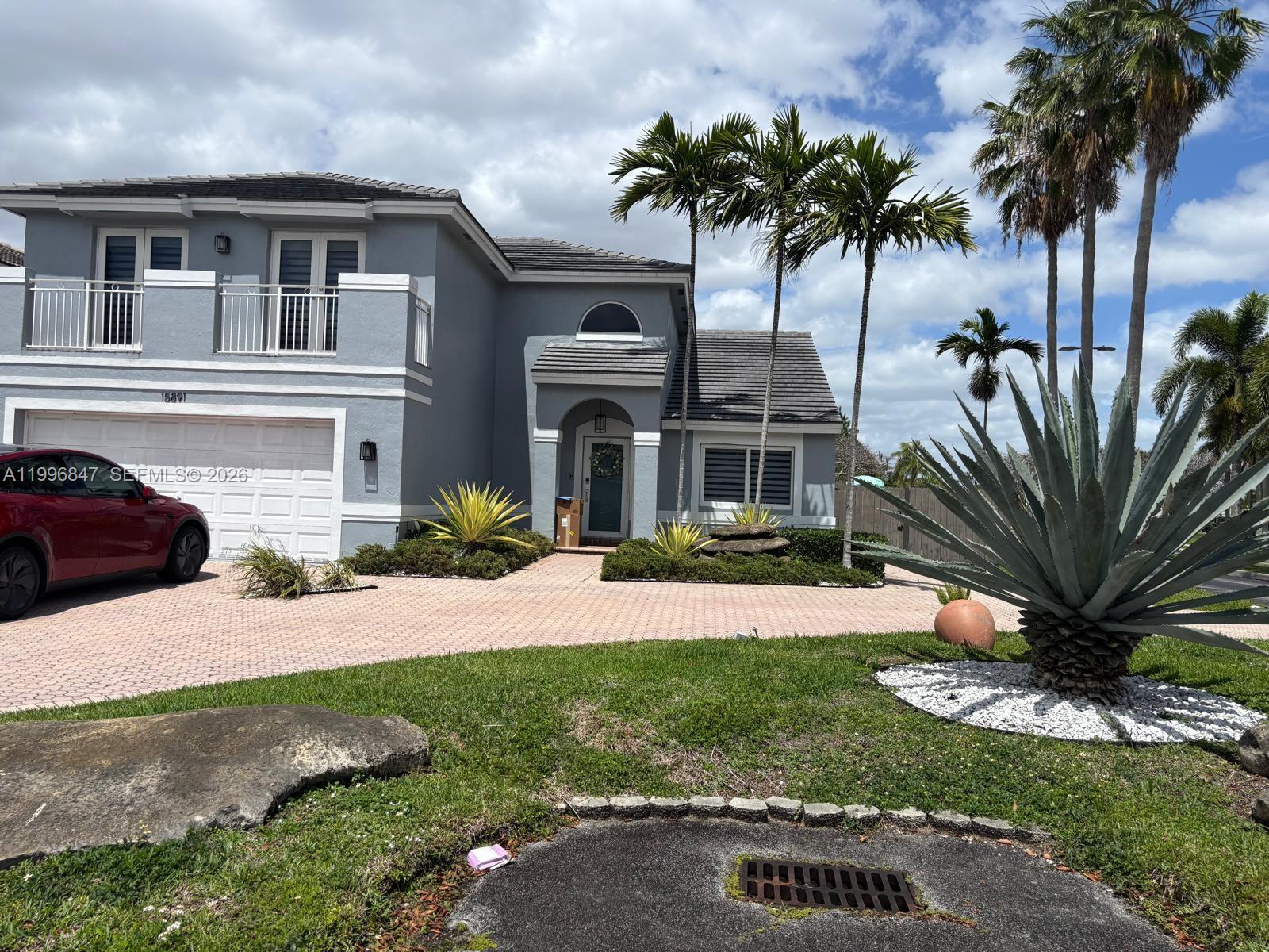 15891 SW 76th St, Miami FL 33193