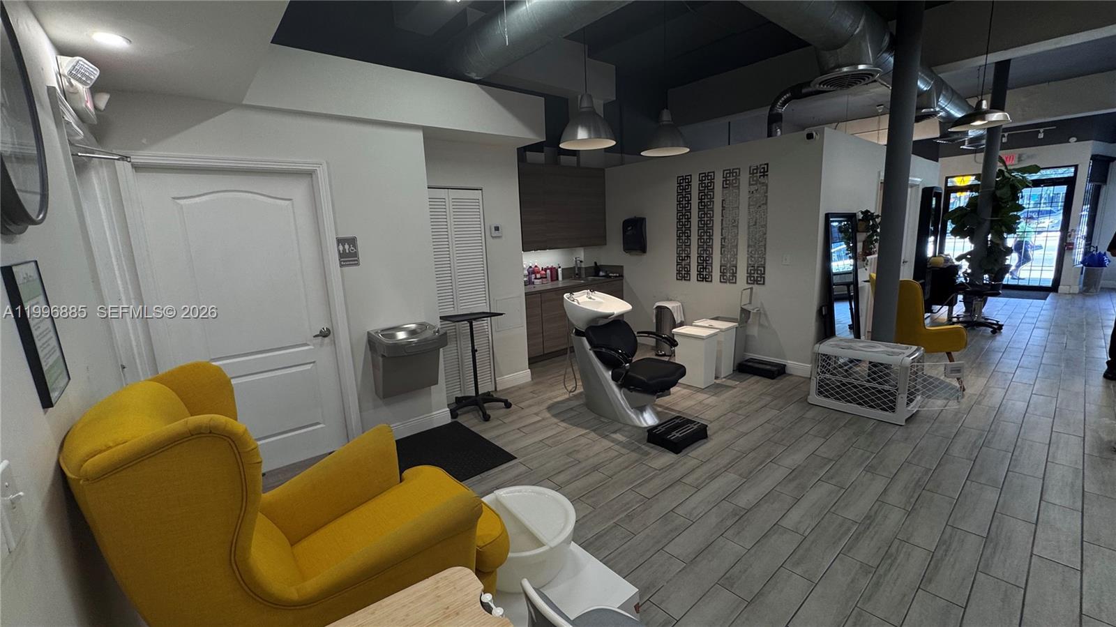 2614 SW 8th St, Miami FL 33135