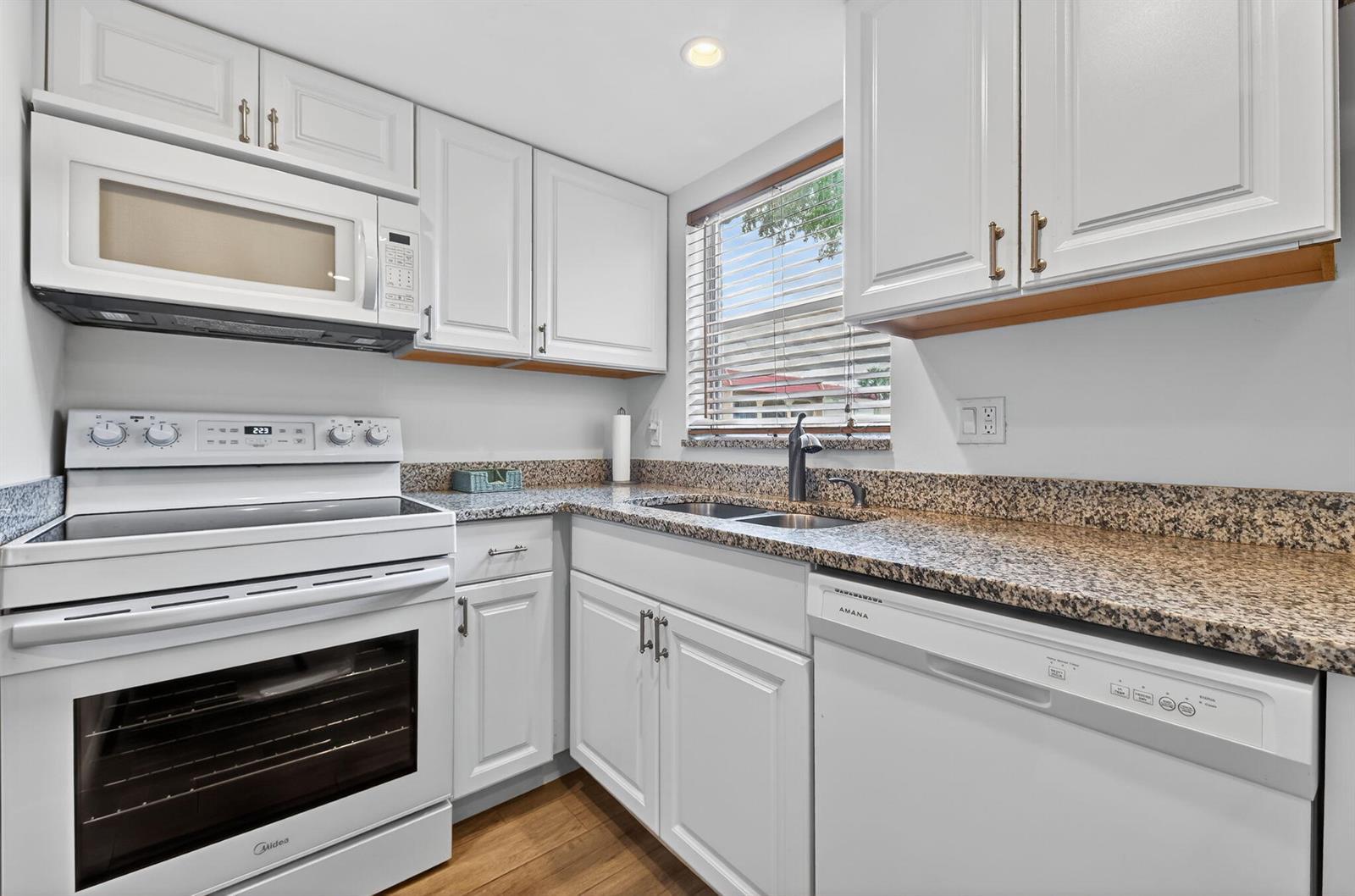 211 Lake Dora Drive, West Palm Beach FL 33411 photo 2