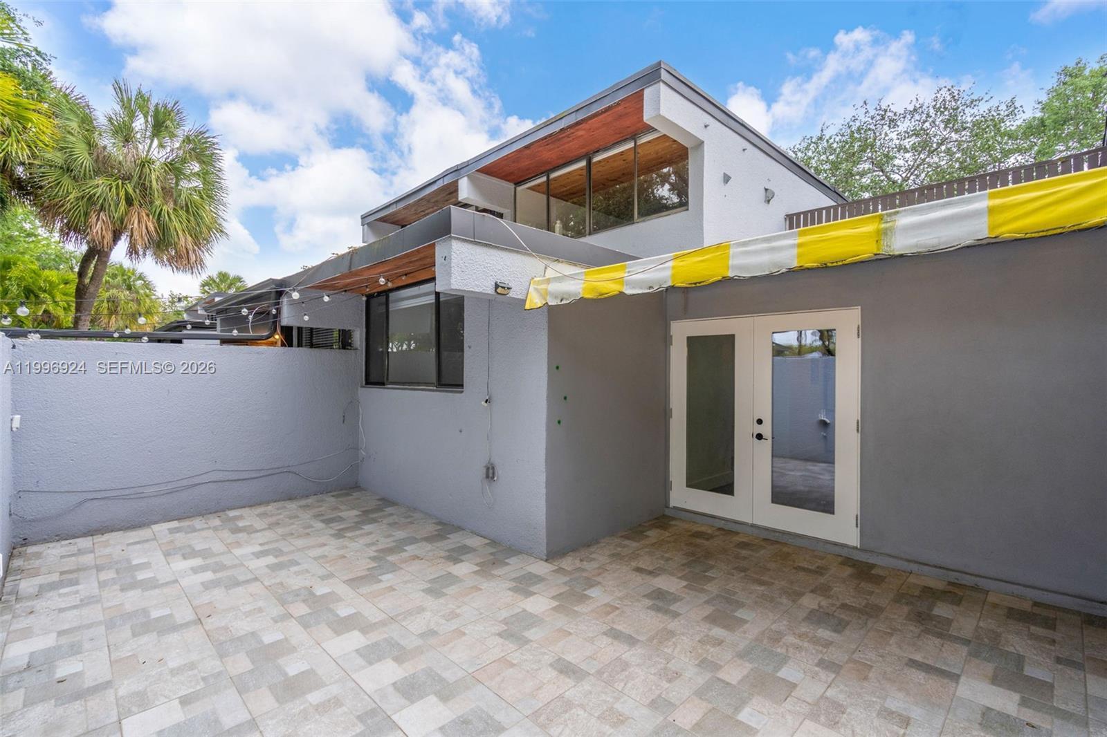 6448 Windmill Gate Rd, Miami Lakes FL 33014 photo 3