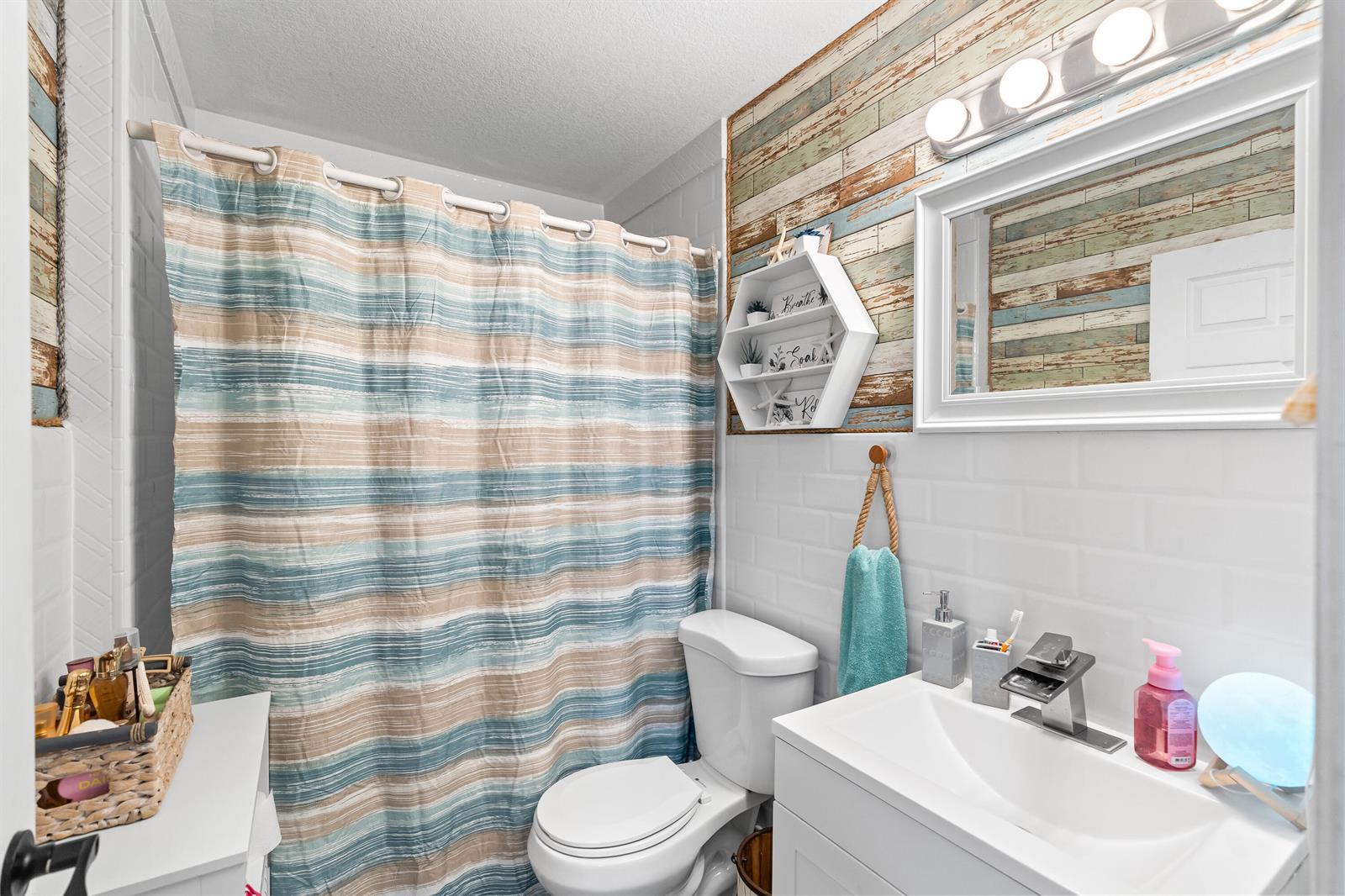 121 Prestige Drive, Royal Palm Beach FL 33411 photo 4