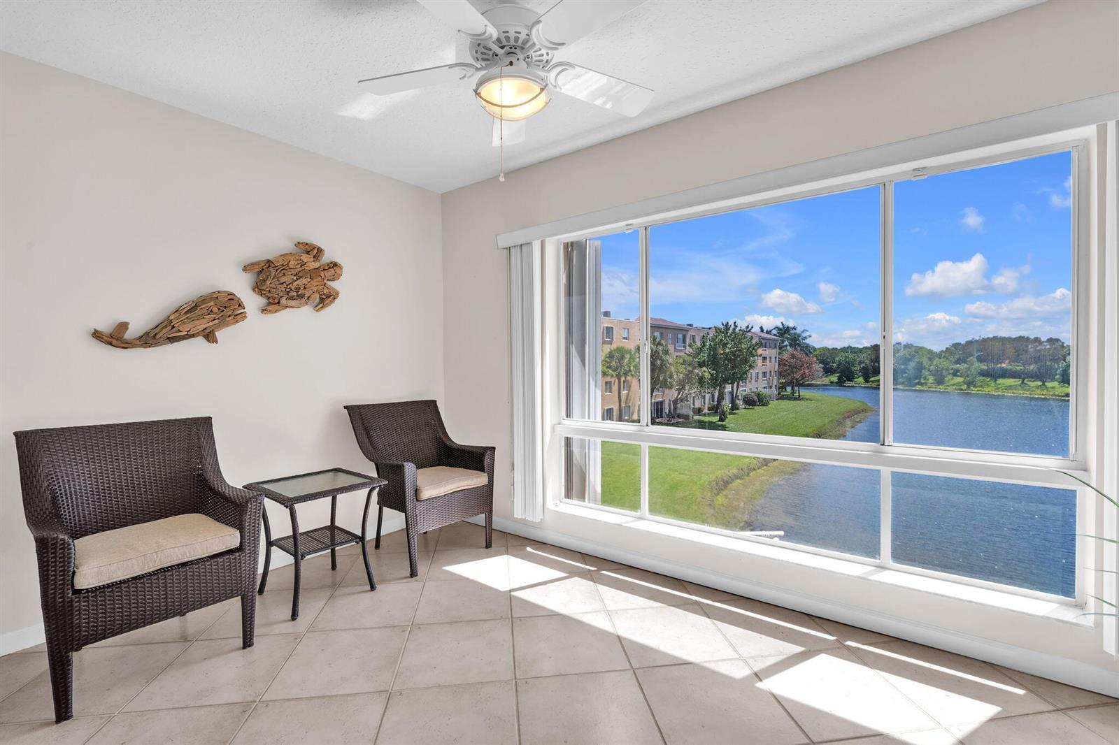 5842 Crystal Shores Drive # 302, Boynton Beach FL 33437 photo 2