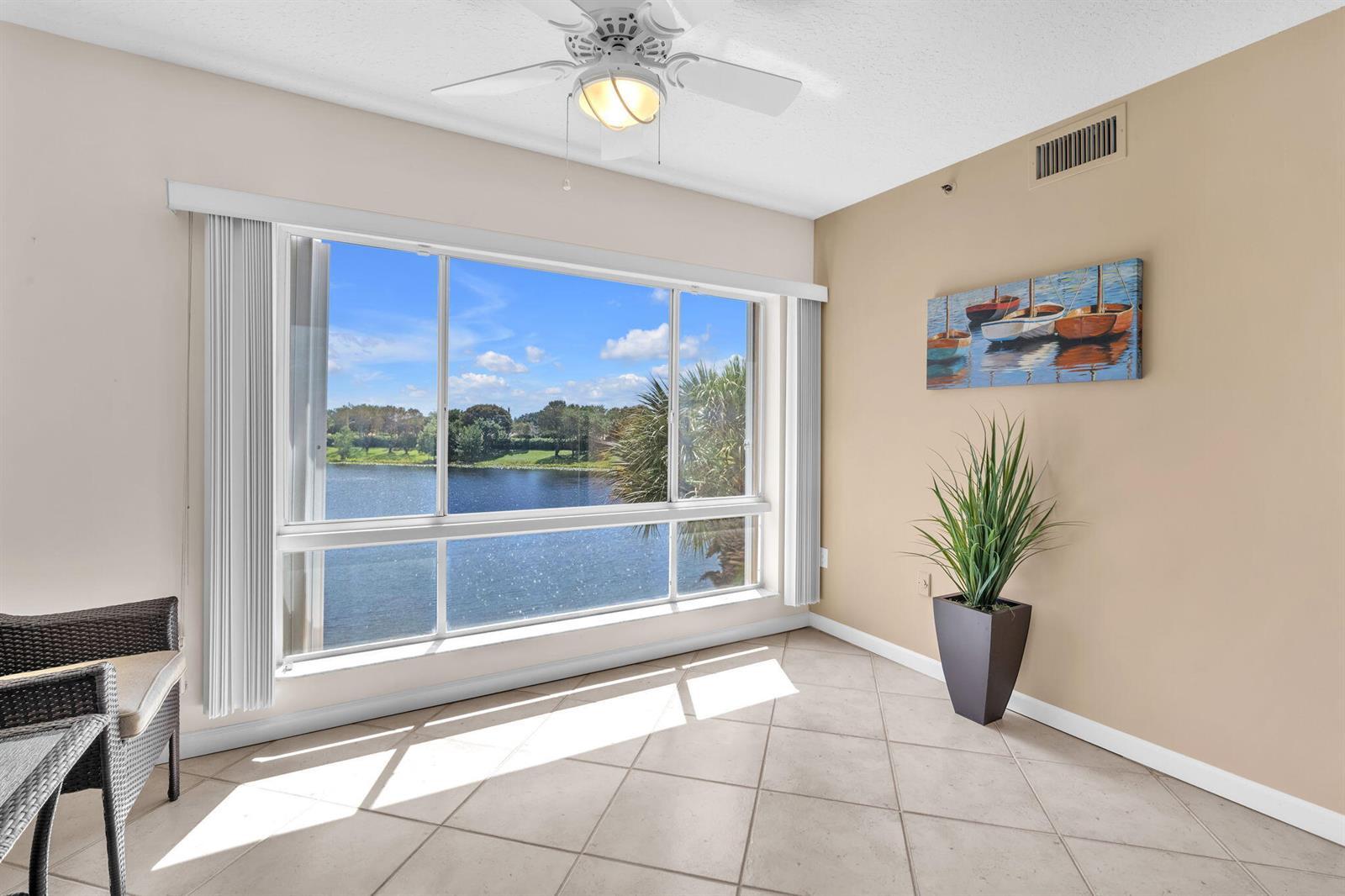 5842 Crystal Shores Drive # 302, Boynton Beach FL 33437 photo 4