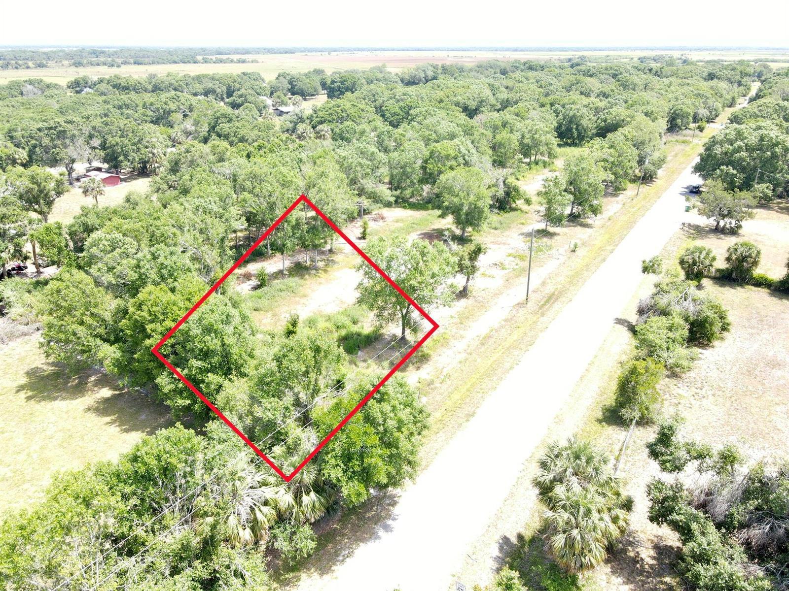 7877 NW 93rd Court, Okeechobee FL 34972 photo 3