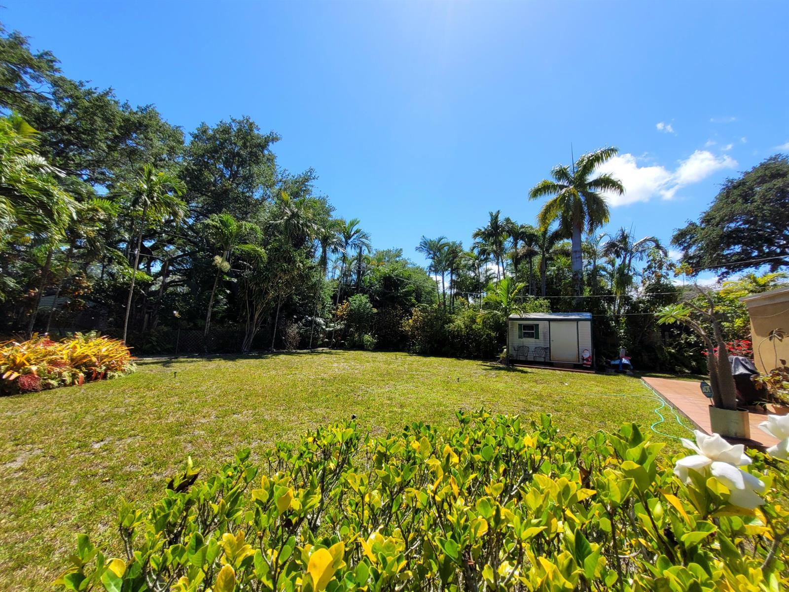 1060 NE 122nd Street, North Miami FL 33161 photo 2