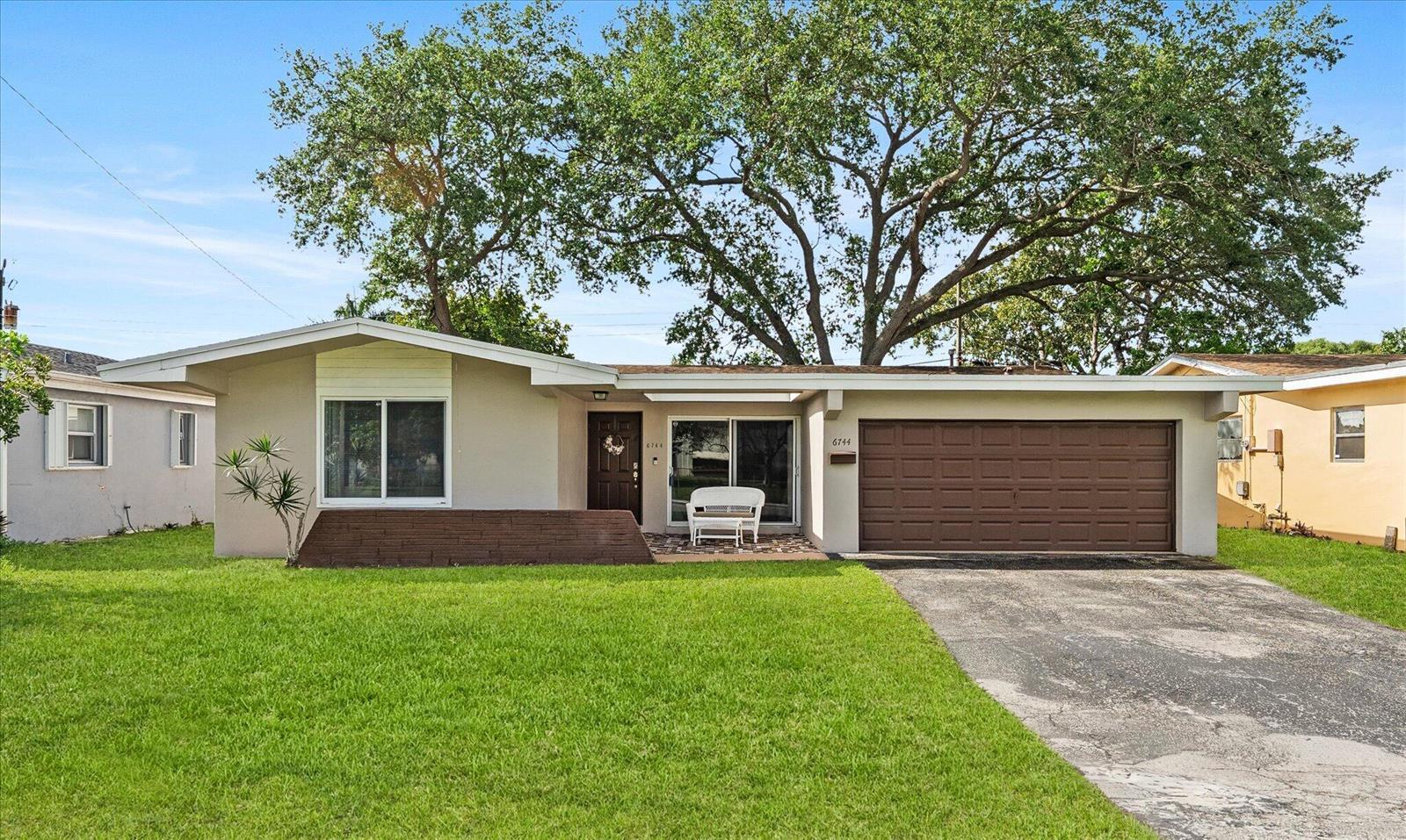 6744 SW 34th Court, Miramar FL 33023