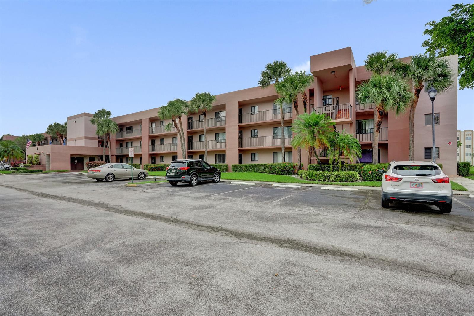 7432 Ashmont Circle # 208, Tamarac FL 33321 photo 2