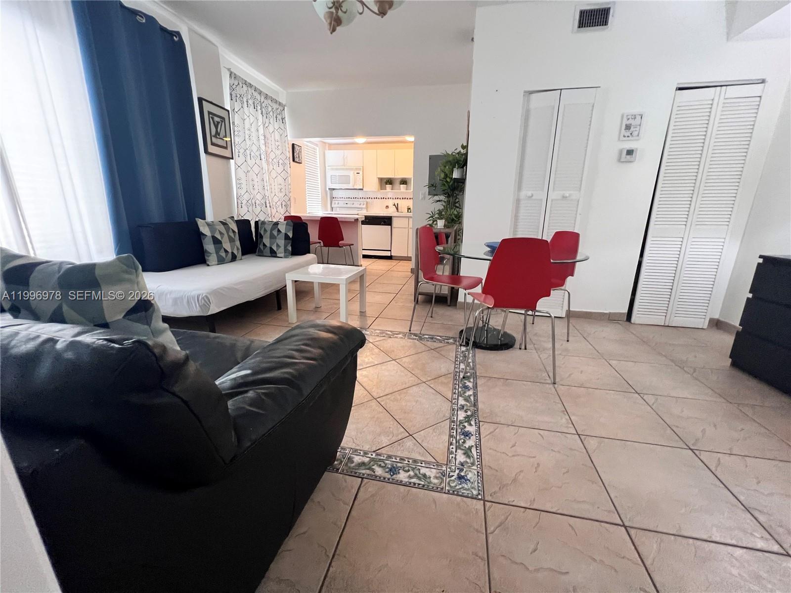 918 Ocean Dr # 302, Miami Beach FL 33139 photo 4