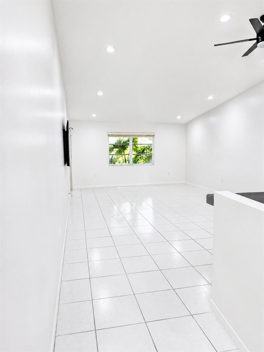 6356 Pointe Pleasant Circle, Delray Beach FL 33484 photo 4