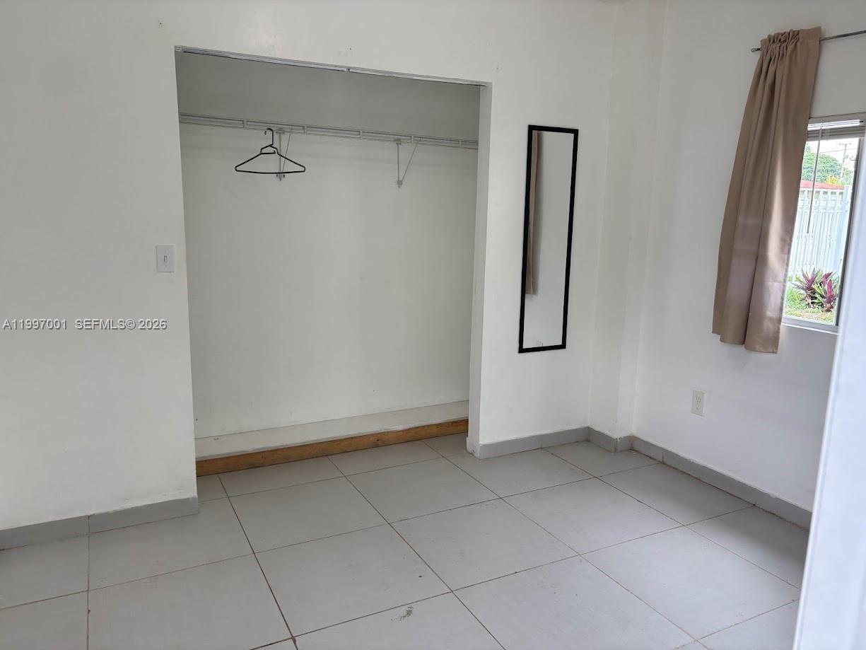 1424 NW 69th St, Miami FL 33147 photo 4