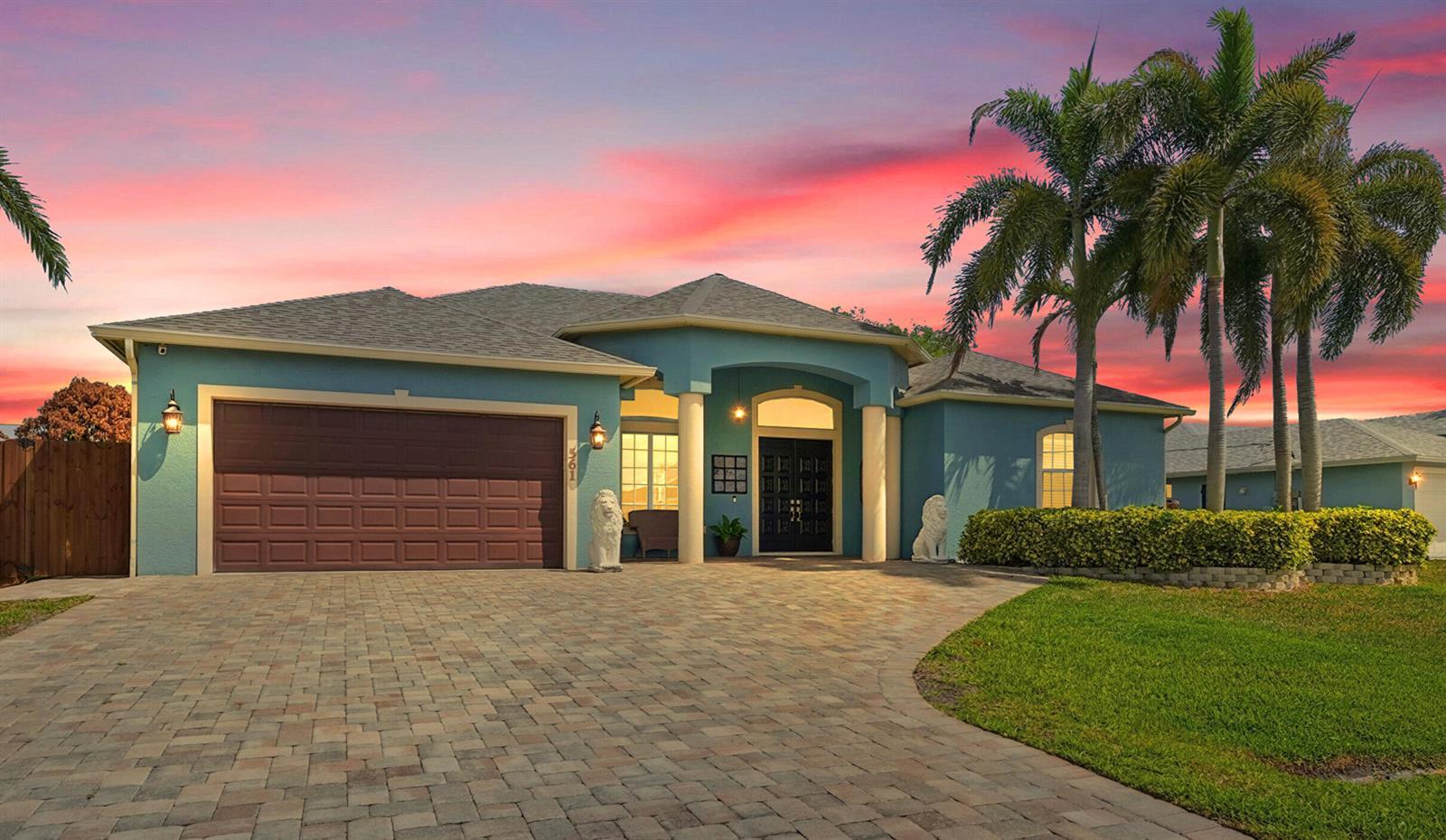 561 SW Prater Avenue, Port St. Lucie FL 34953