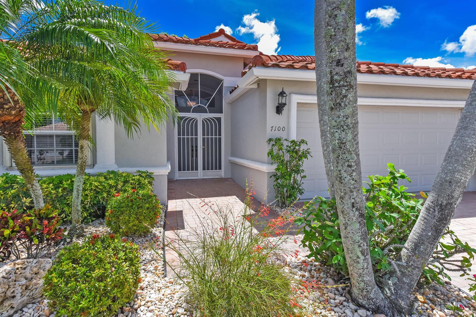 7100 Trentino Way, Boynton Beach FL 33472 photo 2