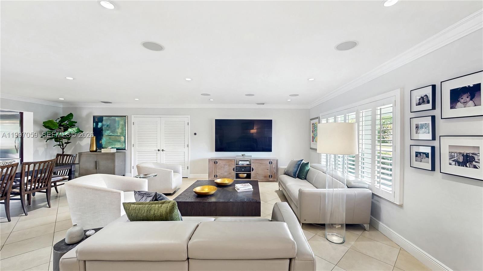 8860 SW 155th Ter, Palmetto Bay FL 33157 photo 4