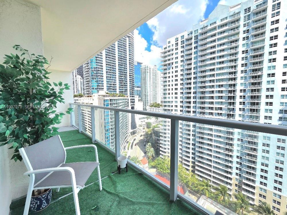 1155 Brickell Bay Dr # 2006, Miami FL 33131