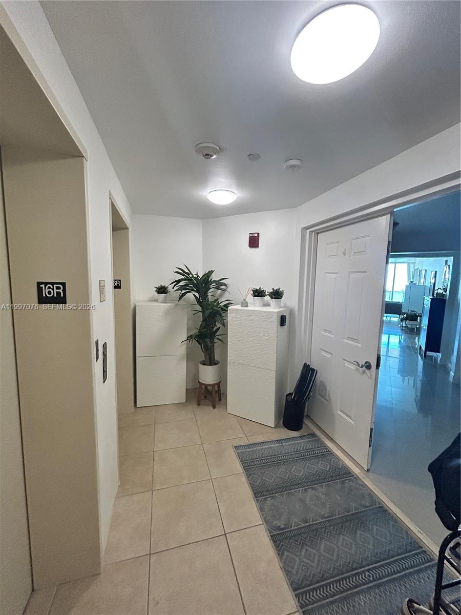 3330 NE 190th St # 1615, Aventura FL 33180 photo 2