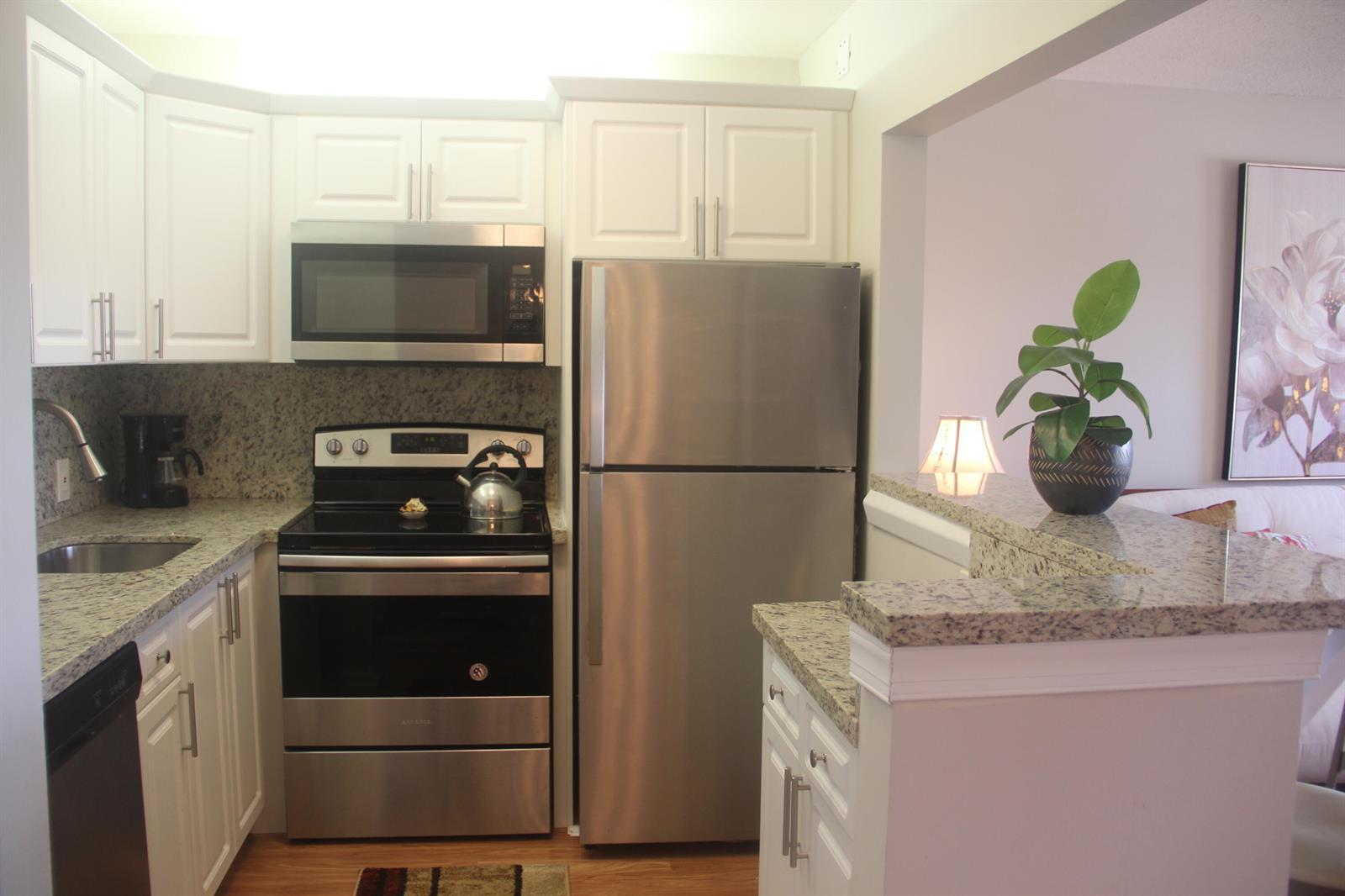 454 Fanshaw K, Boca Raton FL 33434 photo 4