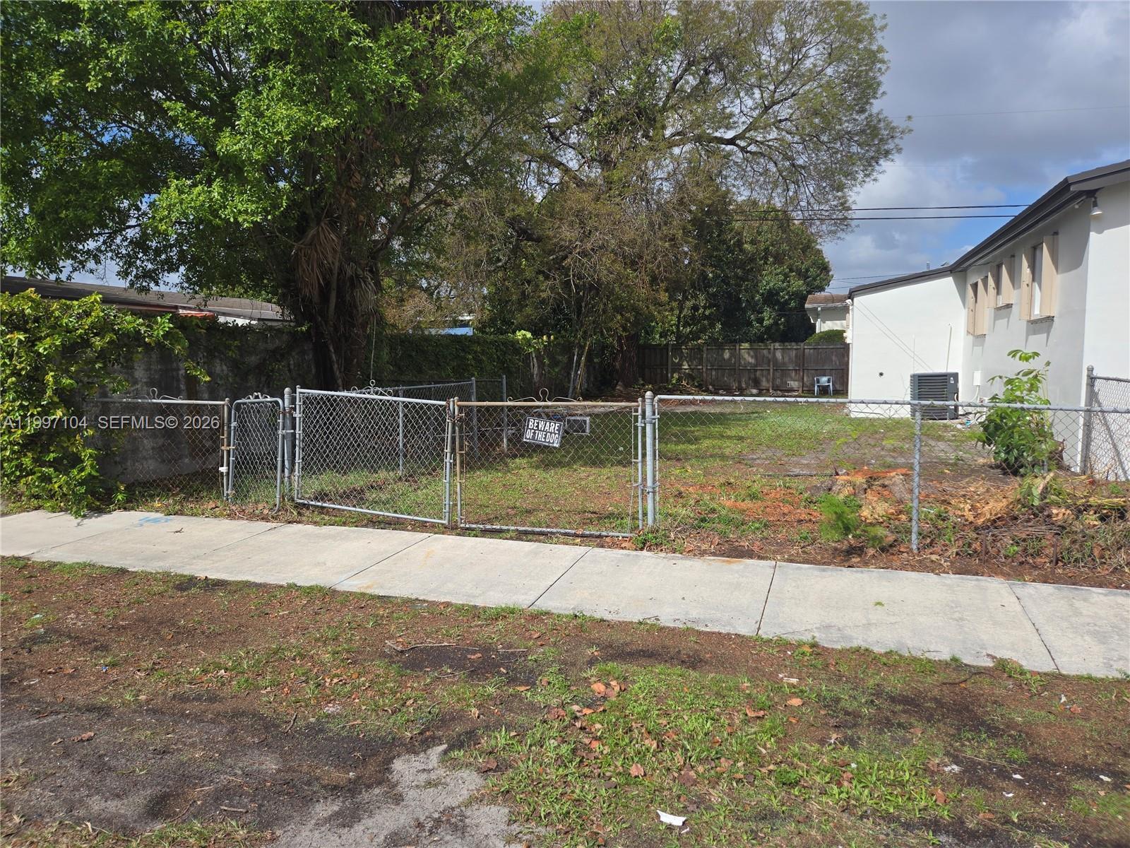 7840 SW 23rd St, Miami FL 33155 photo 3
